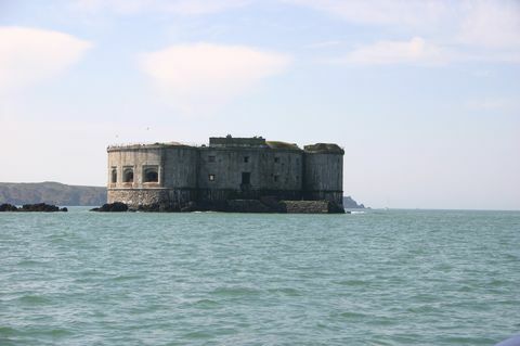 Stack Rock Fort - Milford Haven - Wales - Meer - Purplebricks