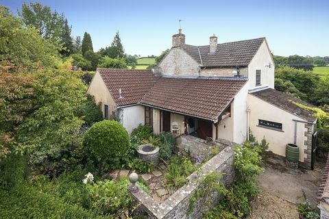 Haus in Somerset mit herrlichen Gärten zu verkaufen