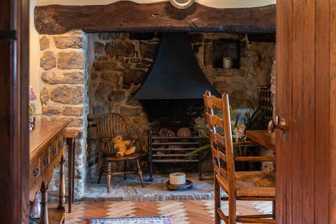 Reetgedecktes Cottage aus Midsomer-Morden zum Verkauf in Buckinghamshire