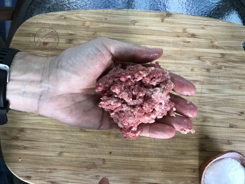 rohes Burgerfleisch