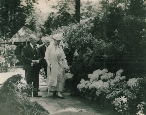 Queen Mary - 3 auf Hillier Ausstellung in den 1930er Jahren