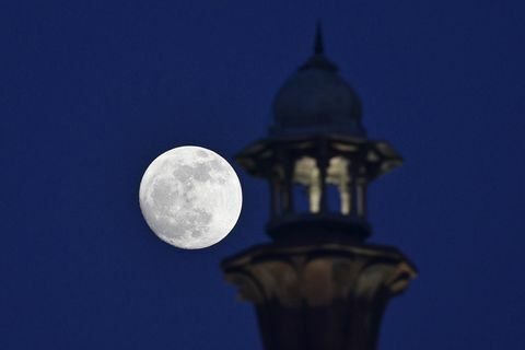 Kalter Mond in Neu-Delhi