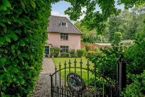 rosa grundstück mit einem weinberg in suffolk zu verkaufen