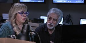 Criminal Minds Evolution „Sicarius“ Kirsten Vangsness als Penelope Garcia und Joe Mantegna als David Rossi in „Criminal Minds Evolution“ Episode 2, Staffel 16 Streaming auf Paramount, 2022 Bildnachweis Michael Yarish von größter Bedeutung