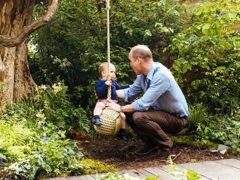 Kate Middleton gibt Prince George, Princess Charlotte und Prince Louise eine private Tour durch den Back to Nature-Garten