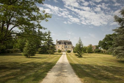 Midi Pyrenees - Chateau - Frankreich - Gründe - Ritter Frank