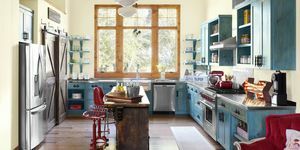 Junk-Zigeunerblaue rustikale Küche