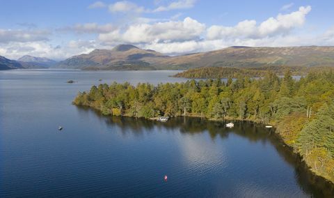 Zum Verkauf steht eine Insel von rund 103 Hektar vor dem Westufer des südlichen Loch Lomond