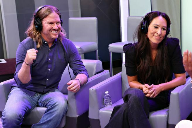 Hoda Kotb veranstaltet eine Today Show-Radioveranstaltung mit Magnolia's Chip und Joanna Gaines im New Yorker Fishbowl-Studio von SiriusXM