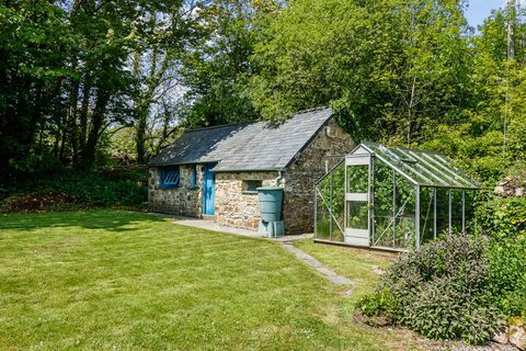 Stone Hall - Welsh Hook - Pembrokeshire - Cottage - Auf dem Markt