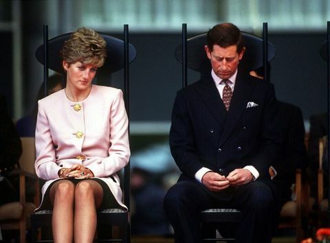 der prinz und die prinzessin von wales nehmen zu beginn ihrer kanadischen tour im oktober 1991 an einer willkommenszeremonie in toronto teil Foto von jayne fincherprincess diana archivegetty images