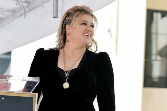 los angeles, kalifornien 19. september kelly clarkson wird am 19. september 2022 in los angeles, kalifornien, foto von kevin wintergetty images mit einem stern auf dem hollywood walk of fame geehrt