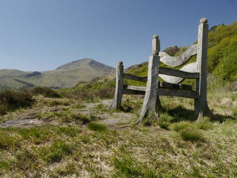 Sebastian Spencer, Craflwyn und Beddgelert