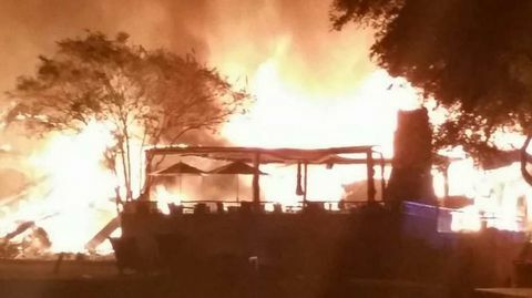 Feuer brennt George Strait-Owned Tapatio Springs Resort in Texas nieder