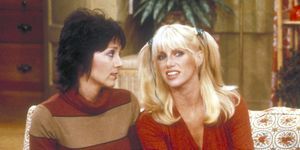 Joyce Dewitt als Janet Wood und Suzanne Somers als Chrissy Snow in einer Szene aus Three's Company 1979