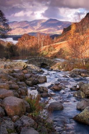 Natur, Naturlandschaft, bergige Landschaftsformen, Bach, Landschaft, Wasserstraße, Felsen, Hochland, Bachbett, Berg, 