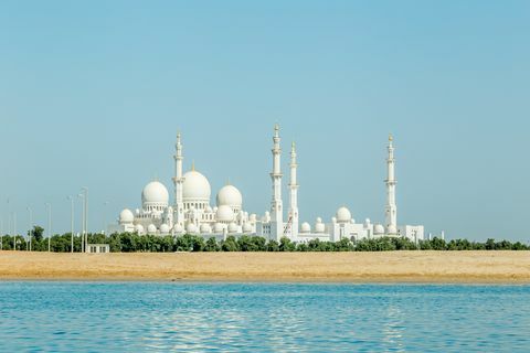 Sheikh Zayed Mosque Abu Dhabi - die beliebtesten Sehenswürdigkeiten der Welt