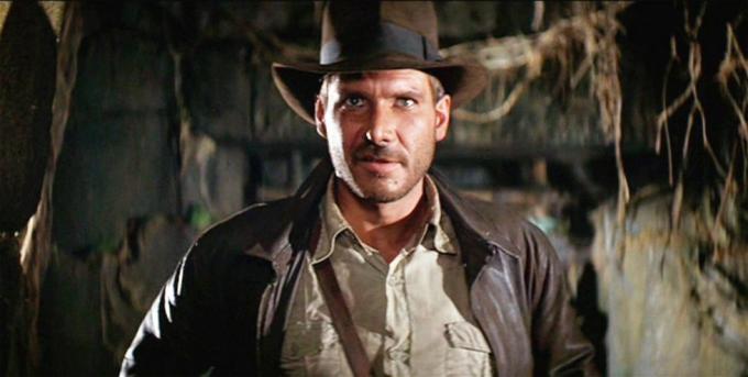 Los Angeles, 12. Juni: Der Film „Indiana Jones und die Jäger des verlorenen Schatzes“, auch bekannt als „Die Jäger des verlorenen Schatzes“, unter der Regie von Steven Spielberg, gesehen Hier: Harrison Ford als Indiana Jones, erster Kinostart am 12. Juni 1981, Screenshot eines Paramount-Bildes, Foto von CBS über Getty Bilder