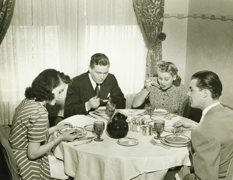 Unterschied zwischen Abendessen und Abendessen