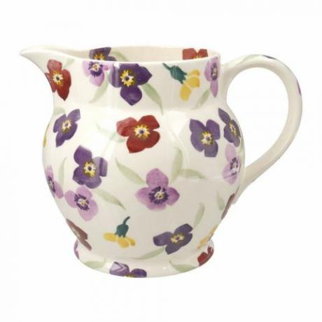 <p> Es ist eine Art inoffizielle Regel bei <em data-redactor-tag = "em"> Country Living </ em>, dass wir alle Emma Bridgewater verehren müssen. Zum Glück tue ich. Nicht nur wegen ihrer kühnen Muster oder großzügigen Schalengrößen, sondern auch, weil die Artikel immer noch von Hand gefertigt werden, ist das Unternehmen immer noch in der Lage Das familiengeführte Unternehmen hat seinen Sitz immer noch in Stoke-on-Trent - der historischen Heimat der britischen Töpferei. </ p> <p> <a href = " http://www.emmabridgewater.co.uk/invt/1wal010032" target = "_blank" data-tracking-id = "recirc-text-link"> <strong data-redactor-tag = "strong" data-verify = "redactor"> JETZT KAUFEN: £ 49.95, emmabridgewater.co.uk < / strong> </a> </ p>