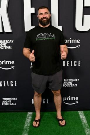 Philadelphia, Pennsylvania 8. September Jason Kelce nimmt am Donnerstagabend teil Fußball präsentiert die Welt Premiere von Kelce am 8. September 2023 in Philadelphia, Pennsylvania, Foto von Lisa Lakegetty, Bilder für erstklassiges Video