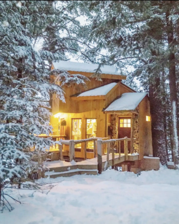 Vermont Tree Cabin Airbnb am Wanderteich