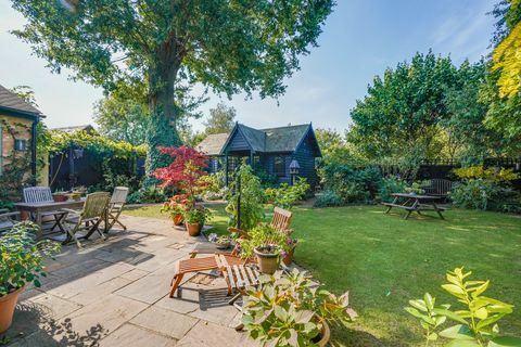 charmantes ferienhaus zum verkauf in surrey