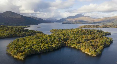 Zum Verkauf steht eine Insel von rund 103 Hektar vor dem Westufer des südlichen Loch Lomond