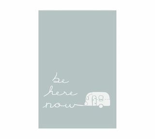 Airstream "Be Here Now" gerahmter Druck