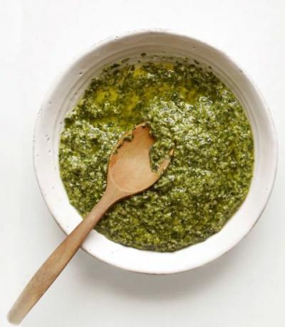 Frisches Kraut Pesto