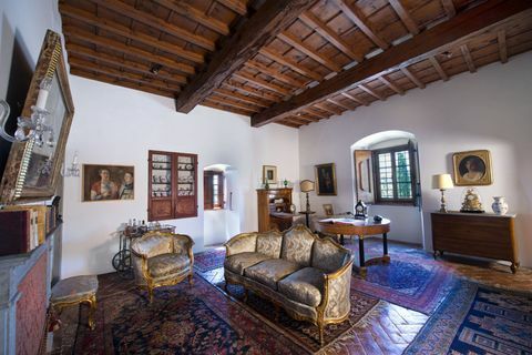 Michelangelo - Toskana - Villa - Wohnzimmer - Handsome Properties International