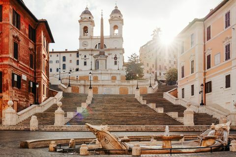 piazza di spagna rom italien leute bei sonnenaufgang