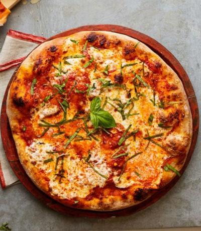 klassische Margherita Pizza