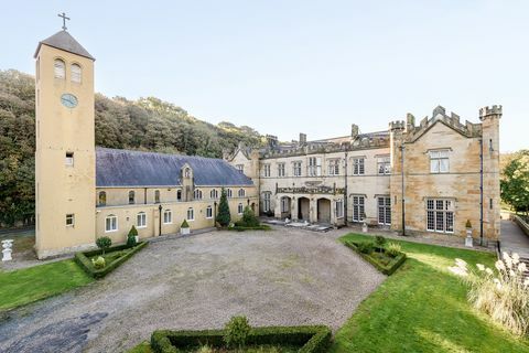 Westbury Castle, Gronant, Nr. Prestatyn, Flintshire EX1