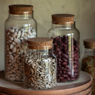 Vorratsdosen aus Glas mit Korkdeckel