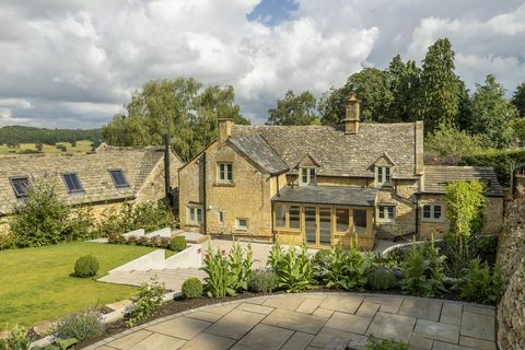 Renoviertes Cottage in Cotswold zu verkaufen